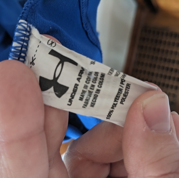 Under Armour Blue Workout Shirt Heat Seeker Loose Fit Size Small Like New 🔥 - Picture 10 of 10